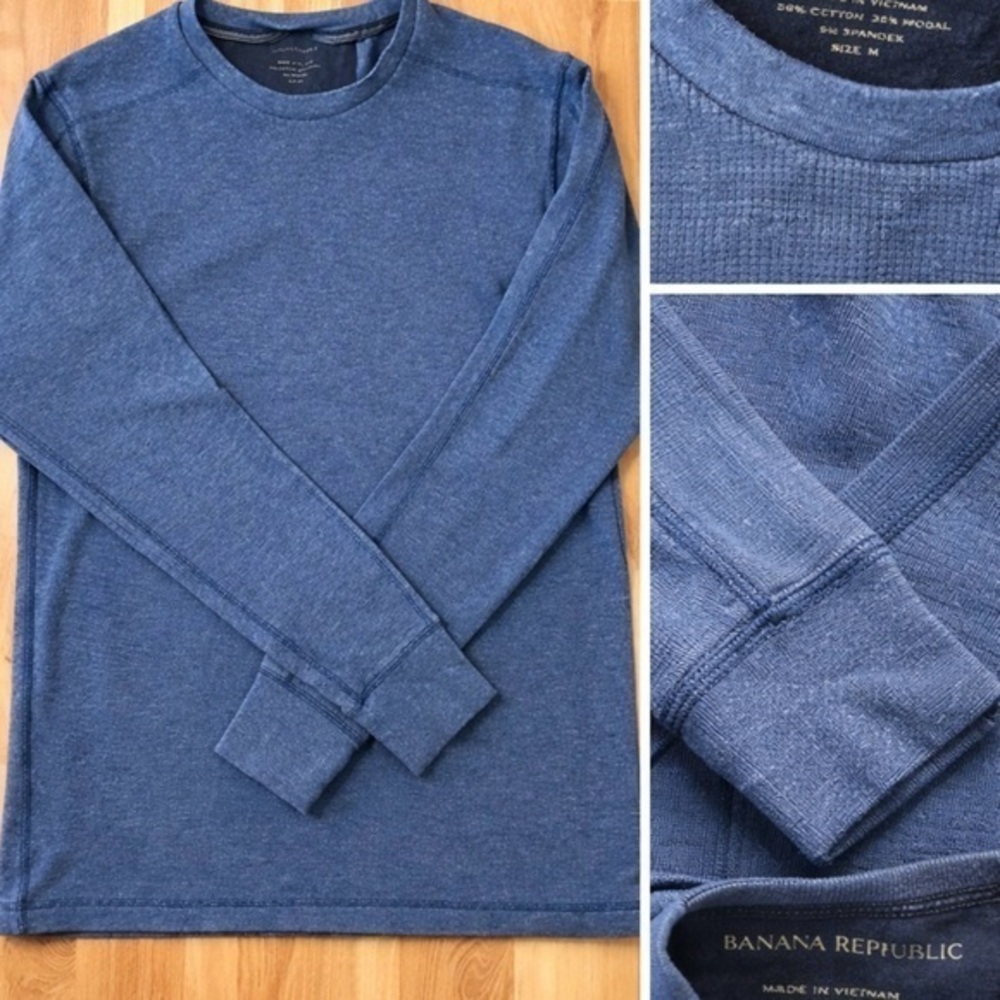 Banana Republic Heather Blue Crew Neck Shirt - Picture 1 of 3